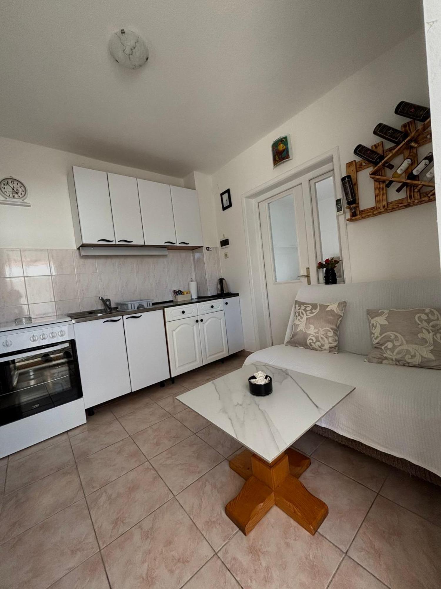 Apartments Medic Drače Extérieur photo
