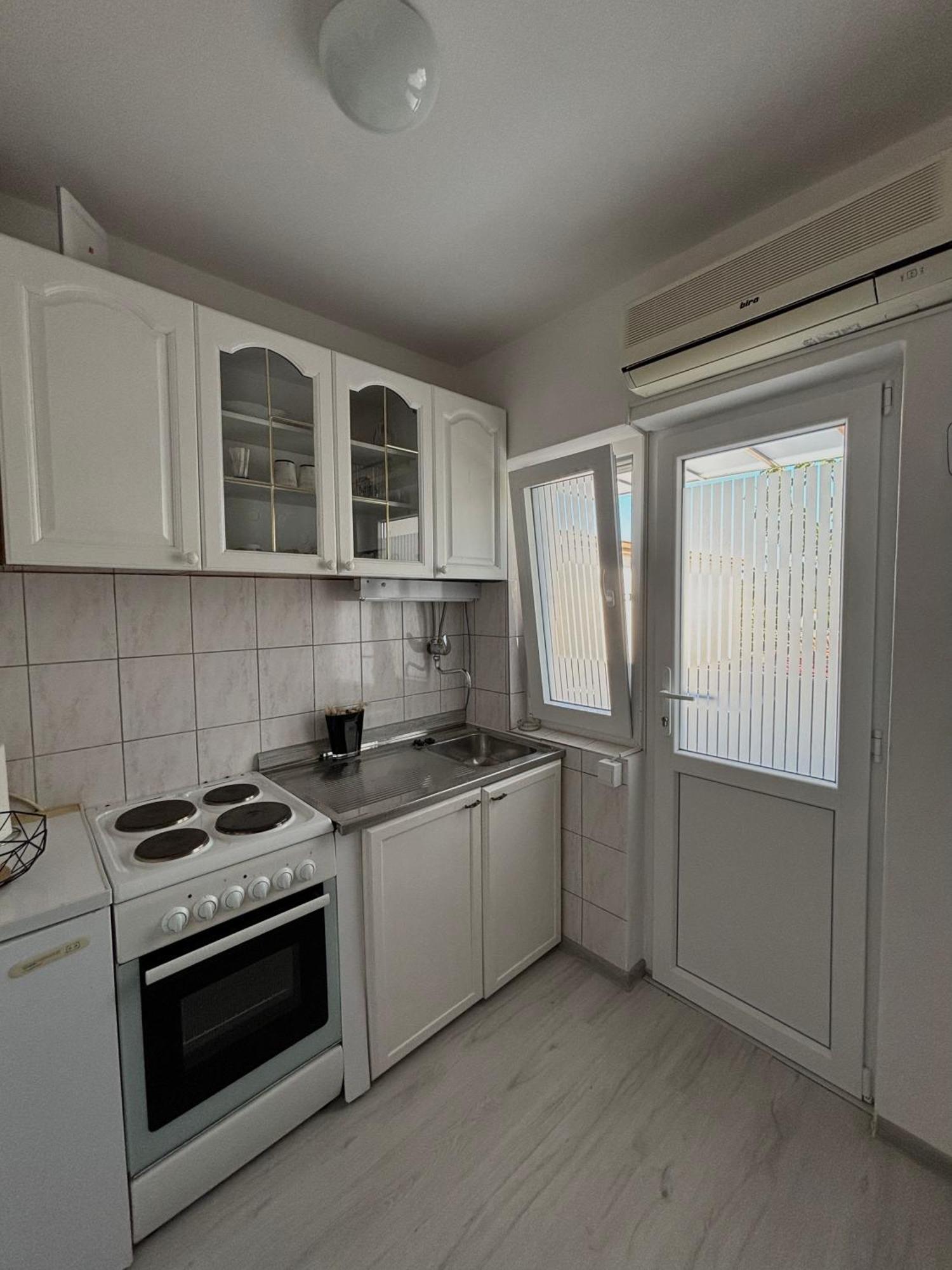 Apartments Medic Drače Extérieur photo